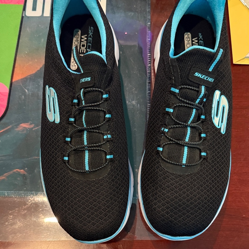 Skechers Black and Teal Slip-On Athletic Sneakers